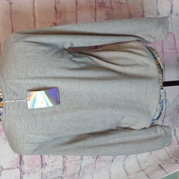 TRESICS luxe gray long sleeve top size large - Picture 3 of 5